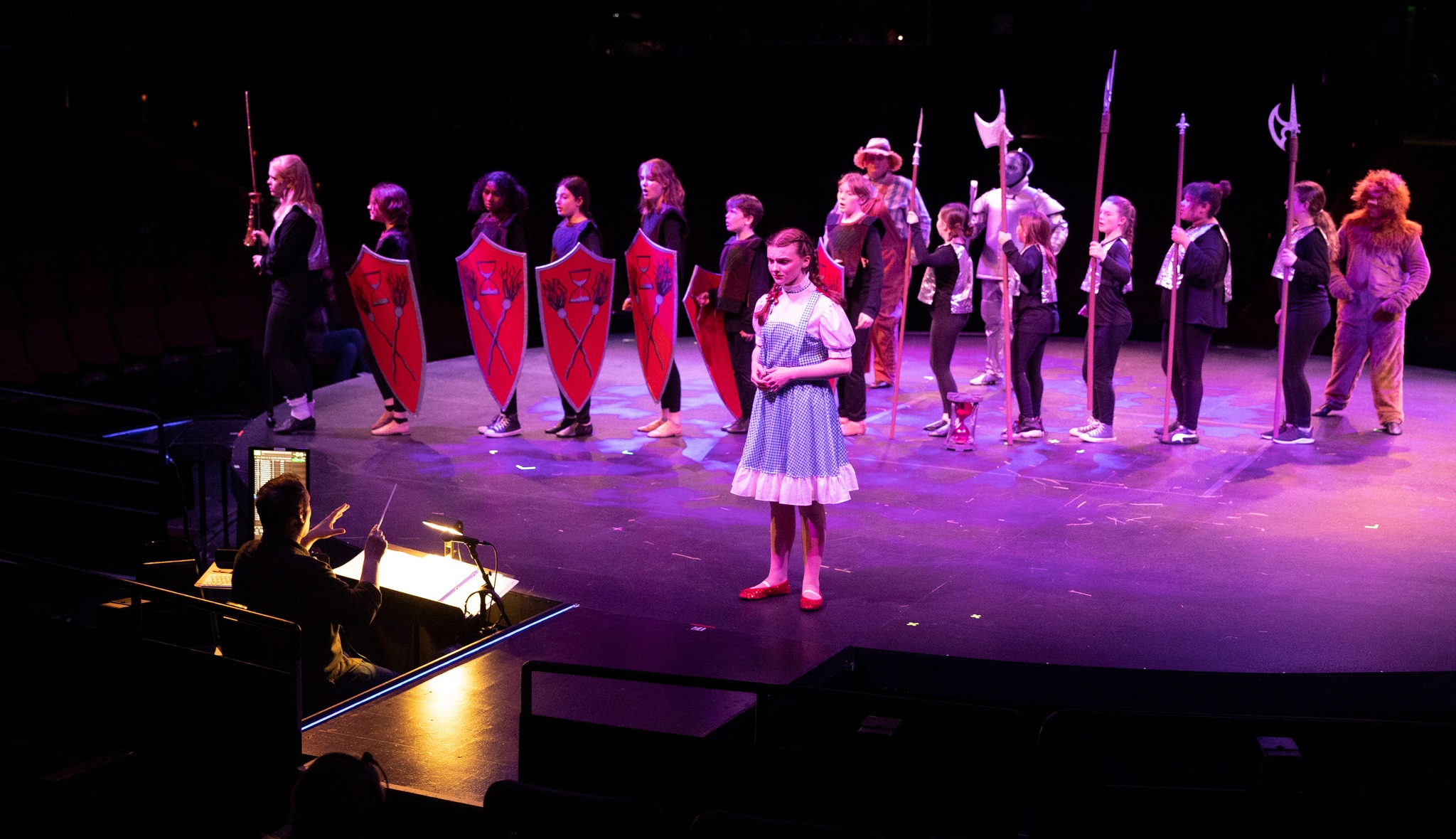 Wizard of Oz at NSMT — Simon conducting from the pit